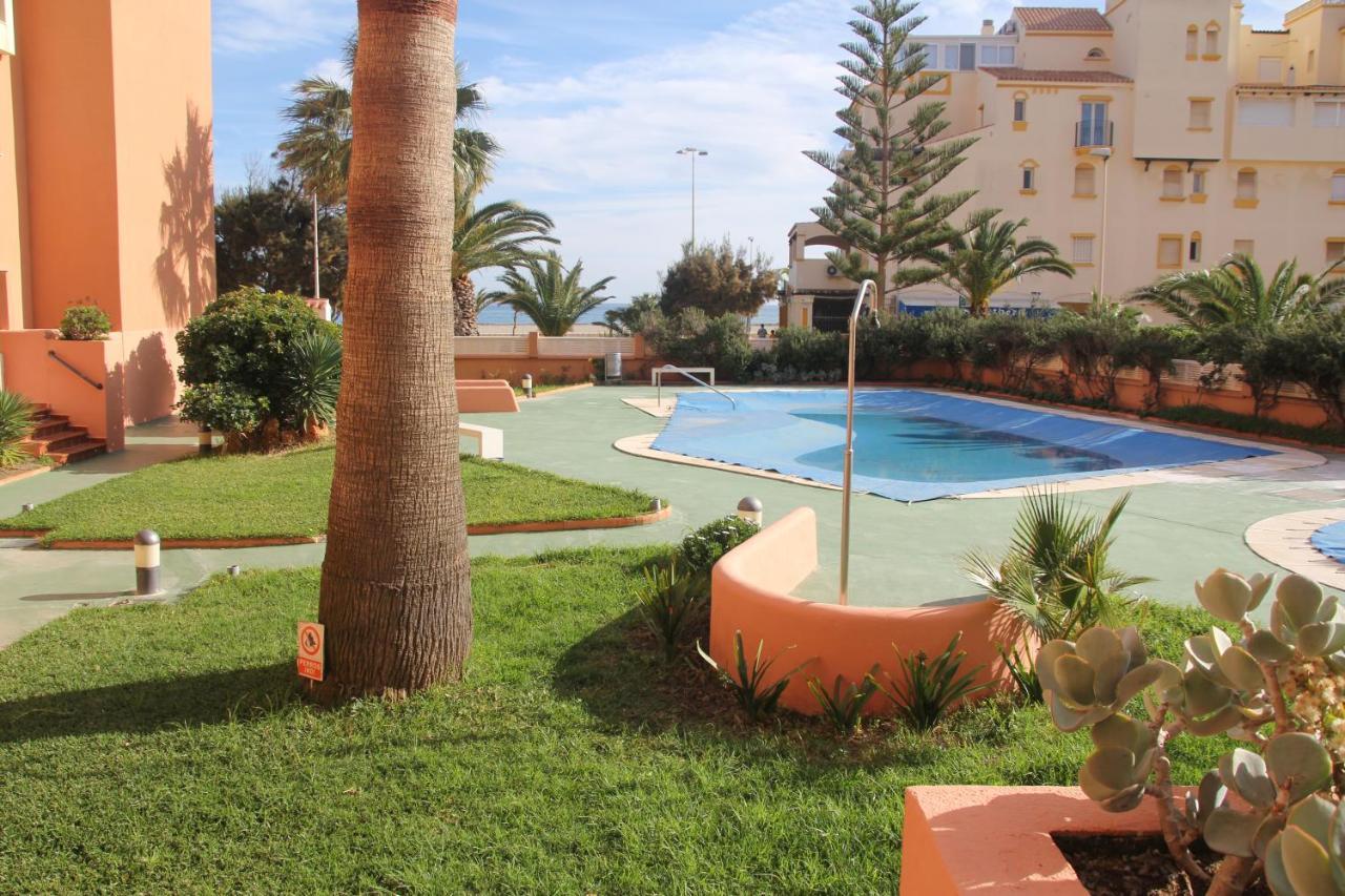 Apartamento En Primera Linea De Playa, Con Vistas A La Playa Y Con Wifi 滨海罗克塔斯 外观 照片